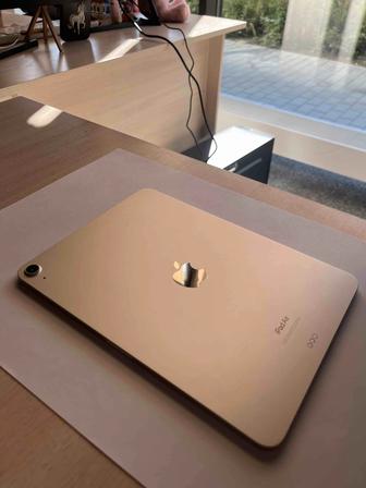 IPad Air 2022.256гб.5поколения