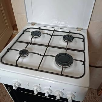 Газовая плита Indesit с духовкой отличное состояние