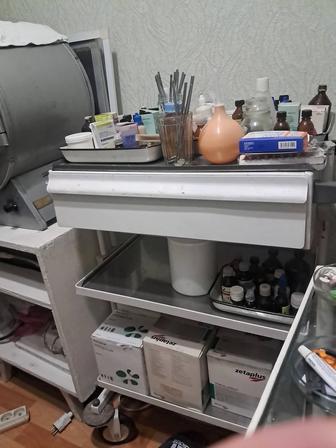 Продам процедурные столики советские