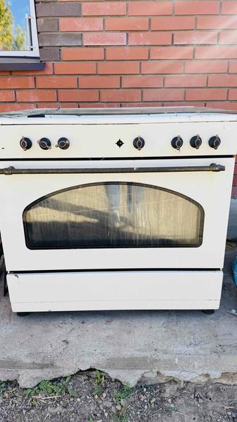 Продам газовую плиту