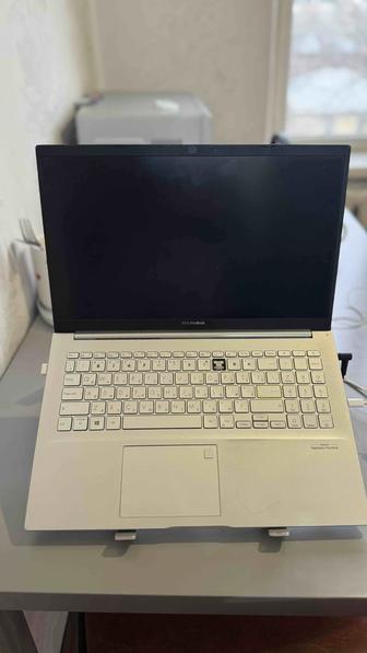 Ноутбук Asus vivobook