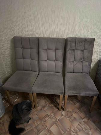 4 удобных стула в хорошем состоянии
