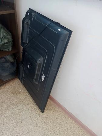 Продам телевизор на запчасти