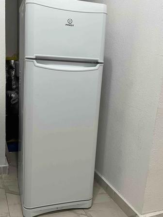 Продам хороший холодильник