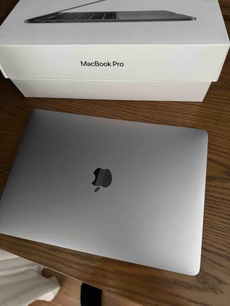 MacBook Pro 13 2020 8/256 gb