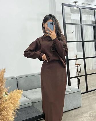 Продам женский трикотажный костюм