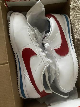 Кроссовки Nike Cortez