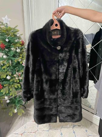 Продам норковую шубу