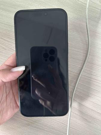 iPhone 15 Pro Max 256 ГБ как новый!
