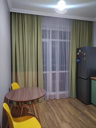 Продам стол и стулья