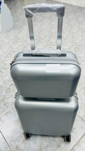 Продам Чемодан новый