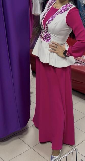 Национальные платье