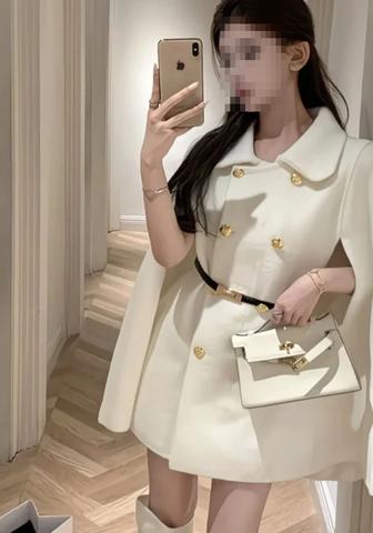 продаю пальто/пончо,подходит для теплиц осени/весны,ни разу не носила
