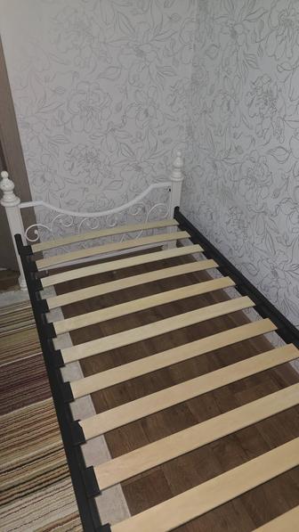 Продам кровать