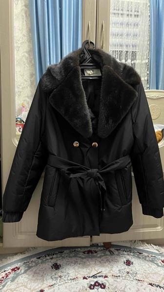 под Ласаграда куртка