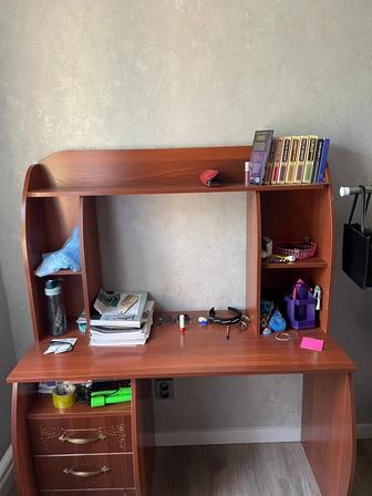 Мебель компьютерный стол и тумба