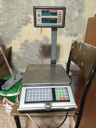 Продам весы для взвешивания и торговли