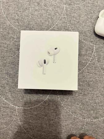 AirPods Pro 2 (USB-C) почти новые срочно продаю!