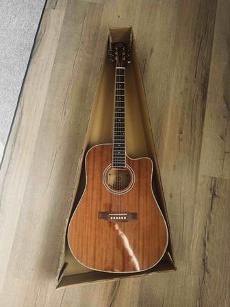 Продам новую гитару