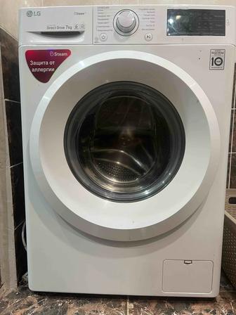 Продам стиральную машинку на 7 кг, пар, инверторный мотор