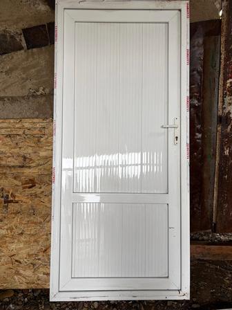 Дверь пластиковые