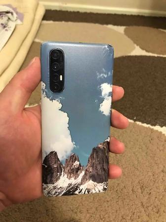 Телефон Oppo Reno3 Pro