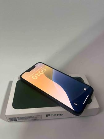 iPhone 13 в отличном состоянии