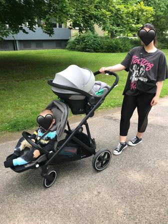 Коляска Cybex для двоих деток, в полной комплектации.
