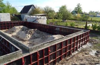 Аренда опалубки и строительных стоек для монолита..