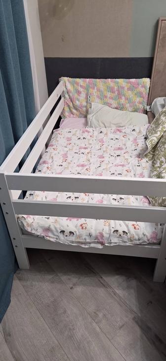 Детская кроватка 80х160 с матрасом