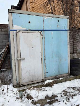 Морозильная камера с размером 2,75, 2,45 и 2,20