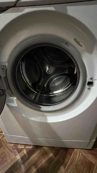 Продам стиральную машину на запчасти
