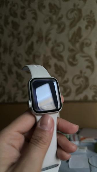 Продам часы Apple Watch 40мм