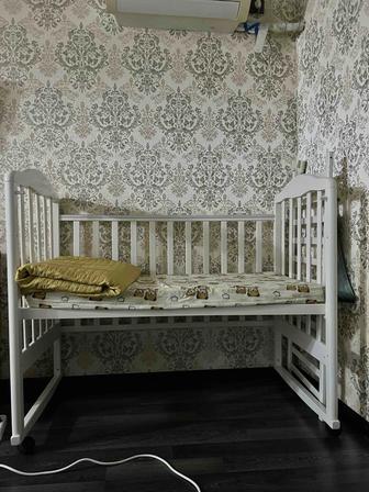 Отдам детскую кровать даром