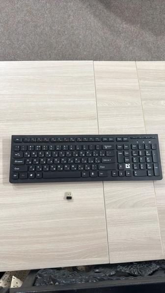 Продам клавиатуру