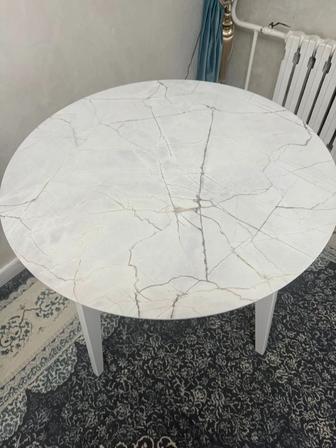 Продам стол