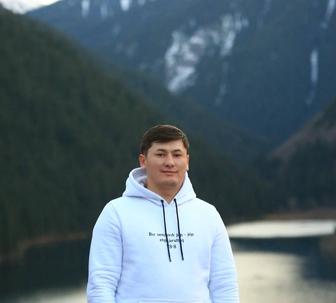Инженер,электромеханик,администратор,бухгалтер,и т.д.