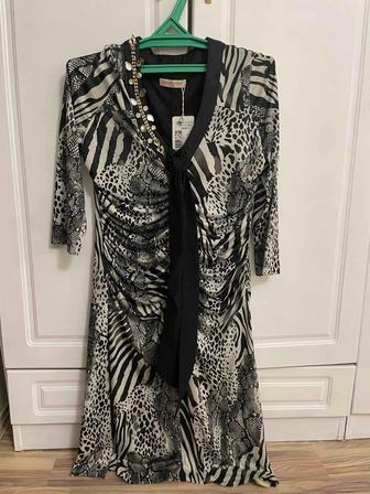 Женское платье