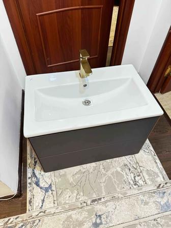 Раковина с тумбой