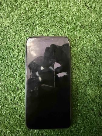 Продам IPhone 11(128g)