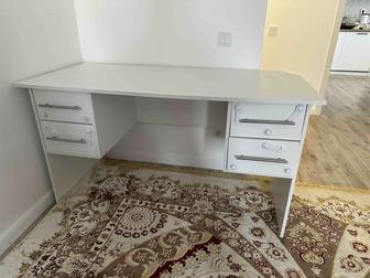 Продам письменный стол