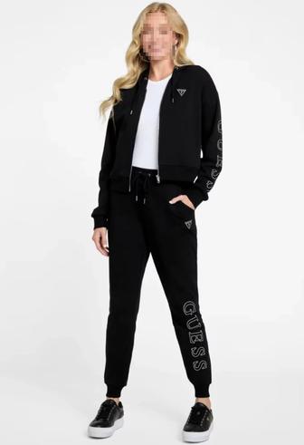 Спортивный костюм Guess размер М новая