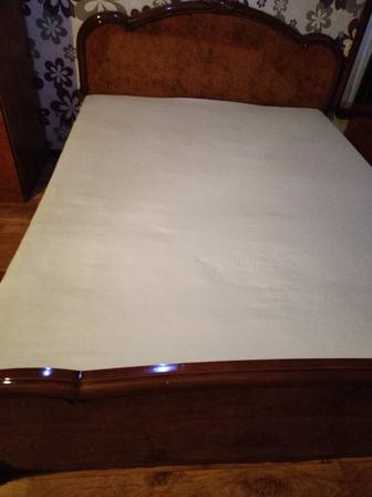 Продам спальный гарнитур Беларусь все в комплекте