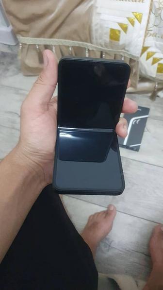 Samsyng Galaxy Z Filp7