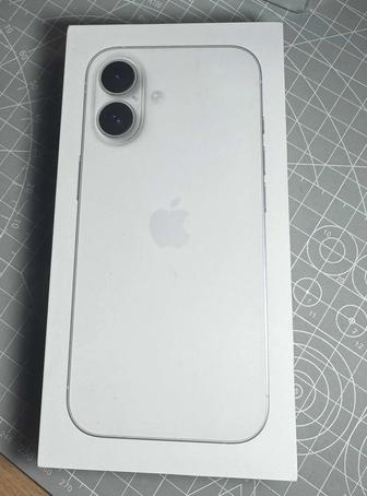 Продам iPhone 16 - белый, 256 ГБ / 8 ГБ.