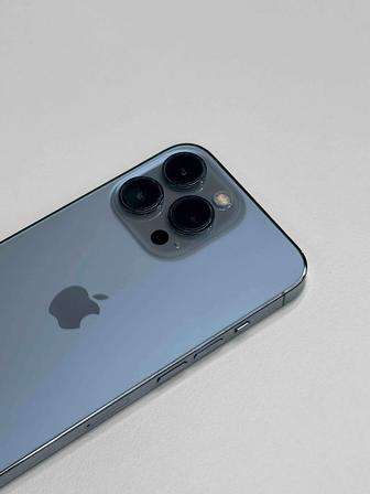 iPhone 13 Pro 256 GB в отличном состоянии