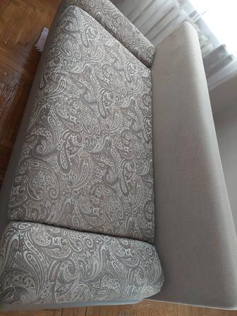 Продаётся диванчик 190 на 100