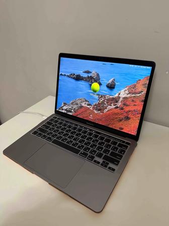 MacBook Pro 13 M1, 8/256, Space Gray