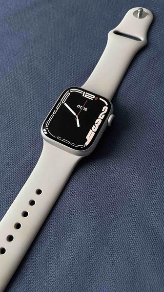 Продам Apple Watch Series 7 41mm starlight