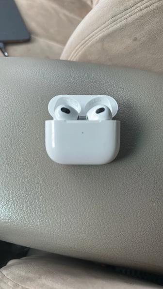 Продам наушники Airpods